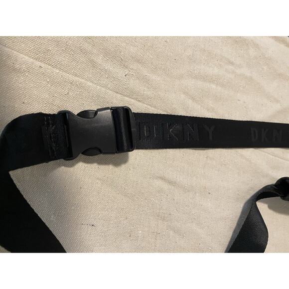 DKNY Leopard Print Quilted Weekend Duffel Bag Large Mob Wife Travel Carry on Bag - Picture 9 of 12